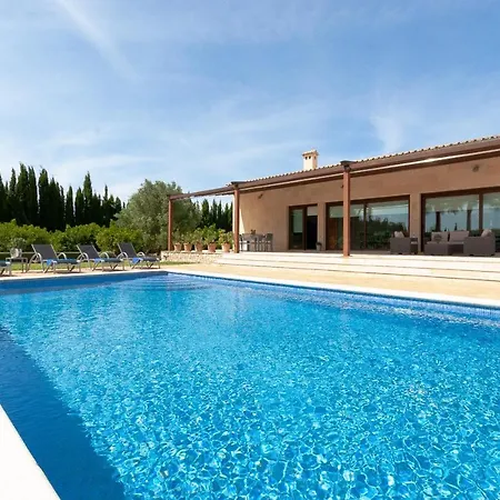 Holiday home Es Rasquell